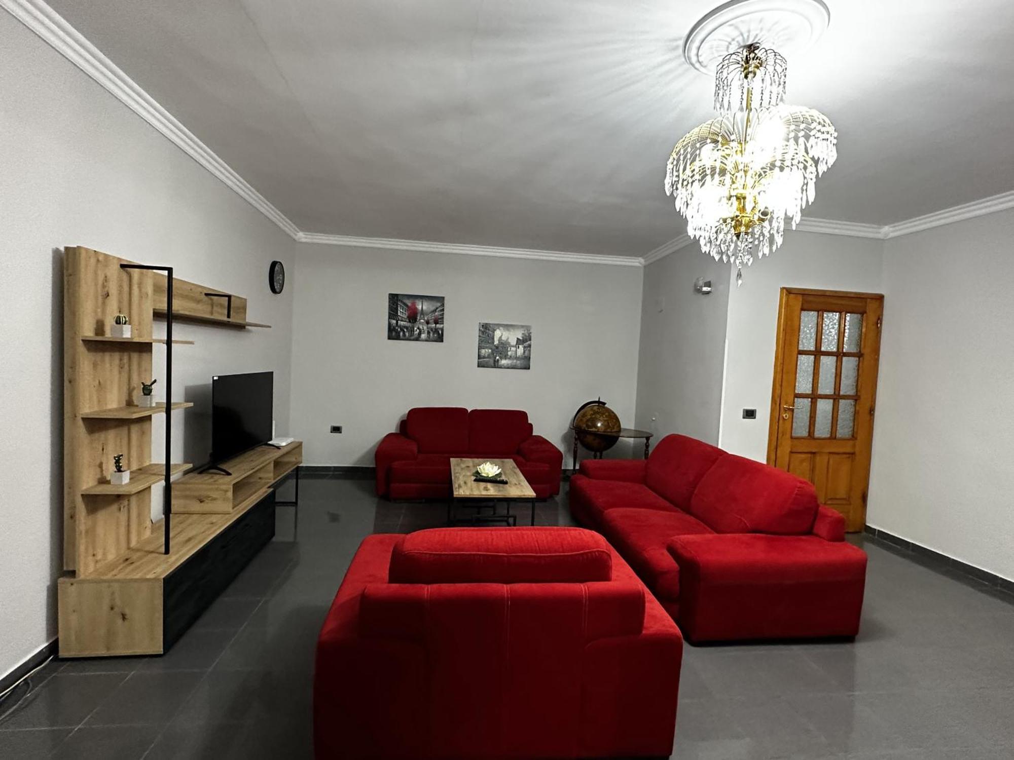 Tirana Treasure: Chic 2Br-Apartment 8Min To Skanderbeg Place Zewnętrze zdjęcie